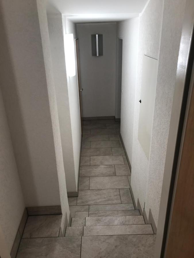 Ruhige Souterrainwohnung 勒沃库森 客房 照片